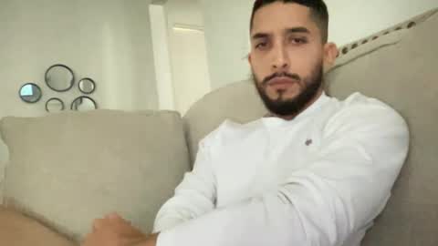 Snapshot of papicubano_guapo23cm chatting on January 18, 2025, 2:33 pm papicubano_guapo23cm online show from January 18, 2025, 2:33 pm