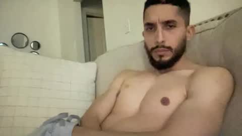 Snapshot of papicubano_guapo23cm chatting on January 19, 2025, 6:42 am papicubano_guapo23cm online show from January 19, 2025, 6:42 am