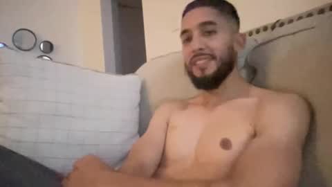 Snapshot of papicubano_guapo23cm chatting on October 6, 2025, 6:33 am papicubano_guapo23cm online show from October 6, 2025, 6:33 am