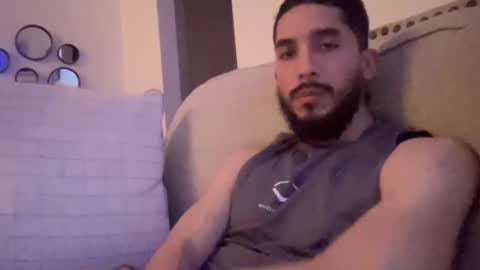 papicubano_guapo23cm online show from February 28, 2026, 7:20 am