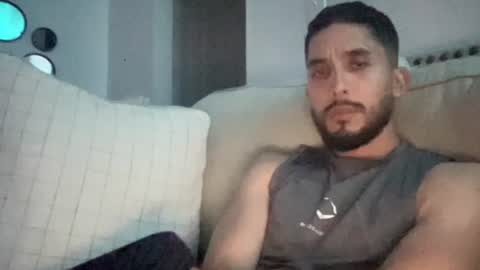 papicubano_guapo23cm online show from July 23, 2026, 5:05 am