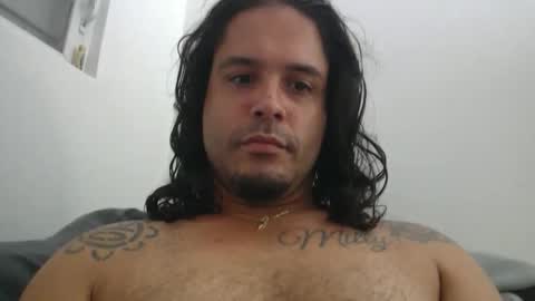 PapiiPR185 online show from June 10, 2026, 2:56 am