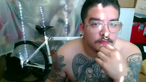 Papi  Chonchies online show from September 30, 2025, 11:10 pm