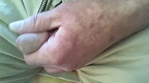 Snapshot of pappa_smurf_ chatting on December 20, 2025, 8:49 pm Shmoo online show from December 20, 2025, 8:49 pm