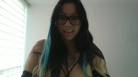 paprika 01sx online show from January 12, 2026, 2:33 pm