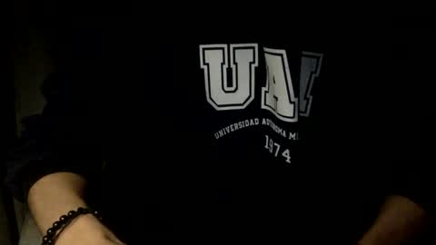 Snapshot of papy_dani33 chatting on November 27, 2025, 7:43 am papy_dani33 online show from November 27, 2025, 7:43 am