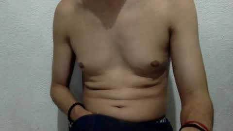 Snapshot of papy_dani33 chatting on April 7, 2026, 5:52 am papy_dani33 online show from April 7, 2026, 5:52 am