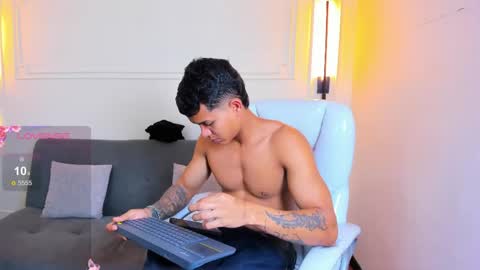 Snapshot of paradise_boy_s chatting on May 6, 2026, 3:28 pm Ryan And Casper online show from May 6, 2026, 3:28 pm