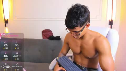 Snapshot of paradise_boy_s chatting on June 17, 2026, 1:56 pm Ryan And Casper online show from June 17, 2026, 1:56 pm