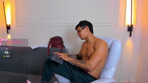 Snapshot of paradise_boy_s chatting on June 24, 2026, 1:32 pm Ryan And Casper online show from June 24, 2026, 1:32 pm