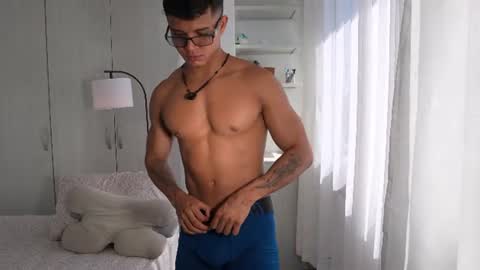Snapshot of paradise_boy_s chatting on July 28, 2026, 2:13 pm Ryan And Casper online show from July 28, 2026, 2:13 pm