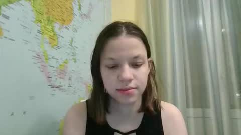 Snapshot of paradise_tease chatting on December 14, 2025, 7:51 pm paradise_tease online show from December 14, 2025, 7:51 pm