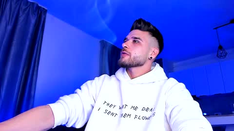 Paris online show from January 25, 2025, 10:50 pm