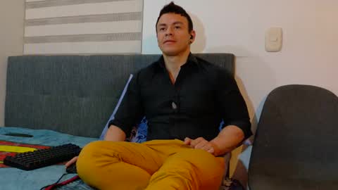 Mark Paris online show from October 19, 2025, 6:25 am