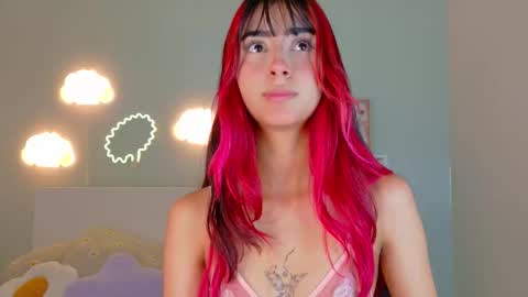 Snapshot of parisfox_ chatting on November 6, 2025, 7:37 pm PARIS online show from November 6, 2025, 7:37 pm