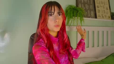 Snapshot of parisfox_ chatting on November 15, 2025, 7:54 pm PARIS online show from November 15, 2025, 7:54 pm