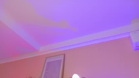 PARIS online show from March 12, 2026, 7:31 pm