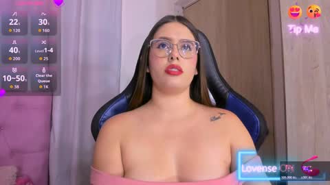 Snapshot of parisshayk chatting on June 9, 2026, 6:30 pm Paris online show from June 9, 2026, 6:30 pm