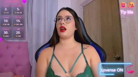 Snapshot of parisshayk chatting on July 23, 2026, 6:39 pm Paris online show from July 23, 2026, 6:39 pm