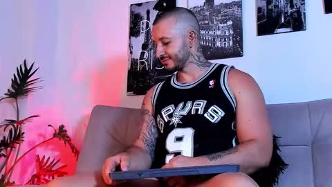 parker lavine online show from October 25, 2025, 2:19 am