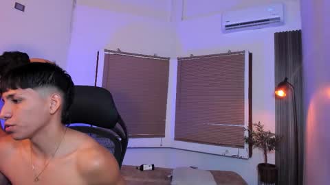 liampacoyosh and erick online show from October 9, 2025, 2:53 am