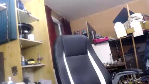 Snapshot of pascal88881 chatting on December 8, 2024, 6:17 pm pascal88881 online show from December 8, 2024, 6:17 pm