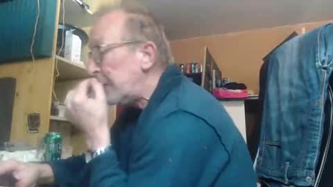 Snapshot of pascal88881 chatting on December 10, 2024, 8:51 am pascal88881 online show from December 10, 2024, 8:51 am