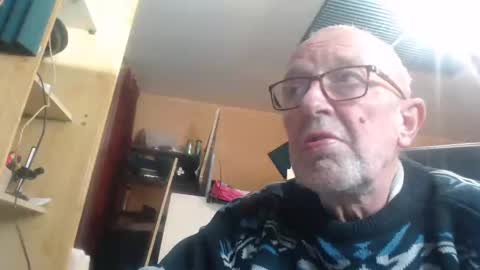 Snapshot of pascal88881 chatting on December 29, 2024, 4:08 pm pascal88881 online show from December 29, 2024, 4:08 pm