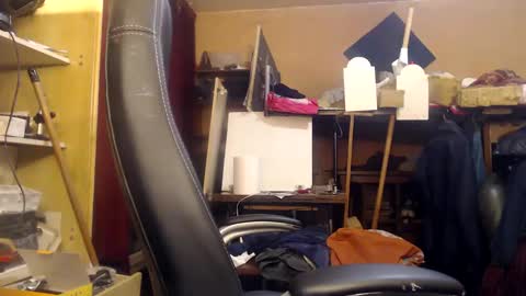 Snapshot of pascal88881 chatting on January 1, 2025, 6:16 pm pascal88881 online show from January 1, 2025, 6:16 pm