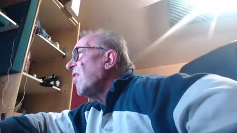 Snapshot of pascal88881 chatting on October 21, 2025, 11:22 am pascal88881 online show from October 21, 2025, 11:22 am