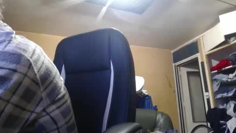 Snapshot of pascal88881 chatting on November 15, 2025, 3:04 am pascal88881 online show from November 15, 2025, 3:04 am