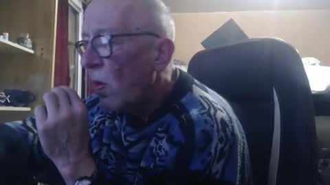 Snapshot of pascal88881 chatting on December 14, 2025, 10:20 am pascal88881 online show from December 14, 2025, 10:20 am