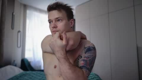 Snapshot of pashka_x chatting on May 26, 2026, 6:20 am Pashka online show from May 26, 2026, 6:20 am
