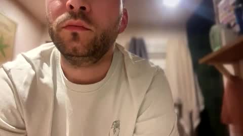 Snapshot of passifhot3 chatting on February 11, 2026, 8:14 pm passifhot3 online show from February 11, 2026, 8:14 pm