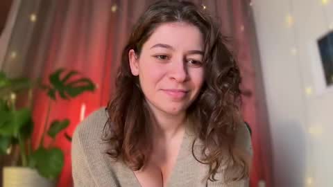 Snapshot of passionessa chatting on February 26, 2025, 11:41 am Call me Miss Alice Careful Passion Queen online show from February 26, 2025, 11:41 am