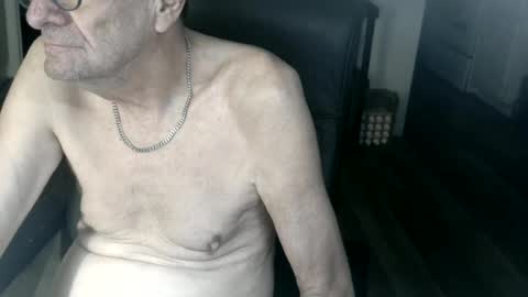 Snapshot of pastelito76 chatting on June 14, 2026, 3:58 pm Bob online show from June 14, 2026, 3:58 pm