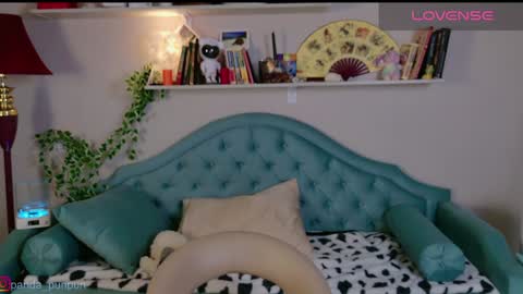 Snapshot of pathos_of_things chatting on December 10, 2024, 11:11 am off - Tuesday and wednesdayfriday online show from December 10, 2024, 11:11 am