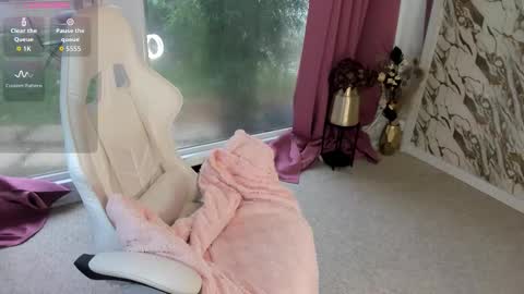 Patricia online show from October 3, 2025, 8:44 am