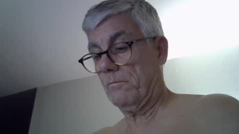 patrick5275 online show from October 11, 2025, 9:13 pm