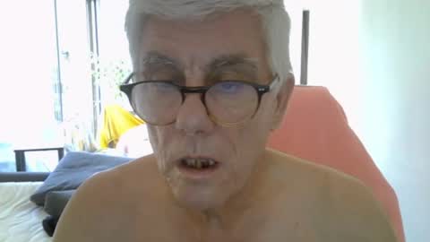 Snapshot of patrick5275 chatting on August 3, 2026, 8:02 am patrick5275 online show from August 3, 2026, 8:02 am