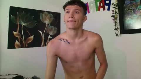 Snapshot of patrick_phoenix chatting on October 6, 2025, 4:32 am online show from October 6, 2025, 4:32 am