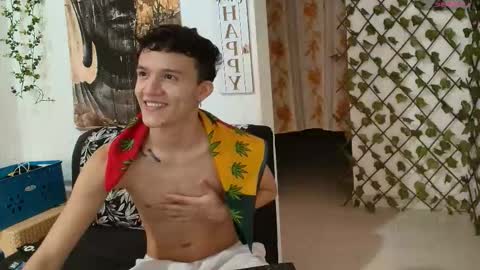 Snapshot of patrick_phoenix chatting on October 25, 2025, 3:51 pm online show from October 25, 2025, 3:51 pm