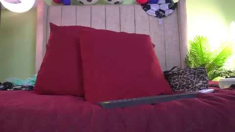 Snapshot of patty_m chatting on June 18, 2026, 11:58 am patty online show from June 18, 2026, 11:58 am