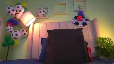 Snapshot of patty_m chatting on June 24, 2026, 11:31 am patty online show from June 24, 2026, 11:31 am