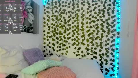 Snapshot of pau_delima__ chatting on March 11, 2025, 3:56 pm paulina online show from March 11, 2025, 3:56 pm