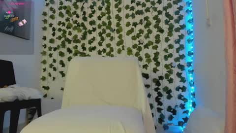 Snapshot of pau_delima__ chatting on October 8, 2025, 7:00 pm paulina online show from October 8, 2025, 7:00 pm