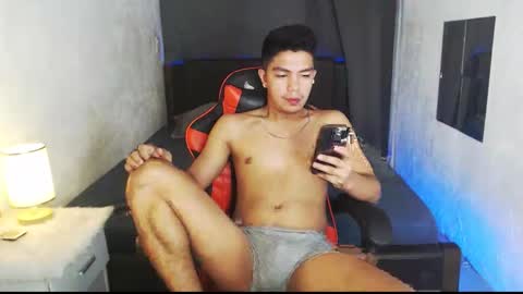 Snapshot of paul968323 chatting on April 29, 2026, 7:56 am MrBigPaul online show from April 29, 2026, 7:56 am