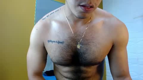 Snapshot of paul_cros chatting on July 12, 2026, 11:23 am paul_cros online show from July 12, 2026, 11:23 am
