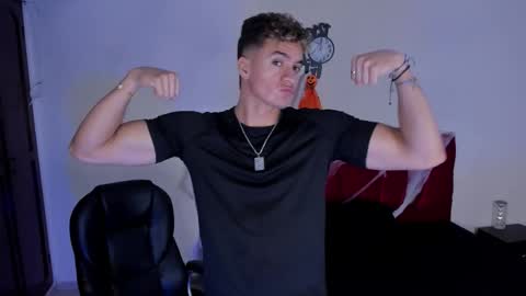 Snapshot of paul_george212 chatting on October 20, 2025, 1:00 pm Paull George online show from October 20, 2025, 1:00 pm