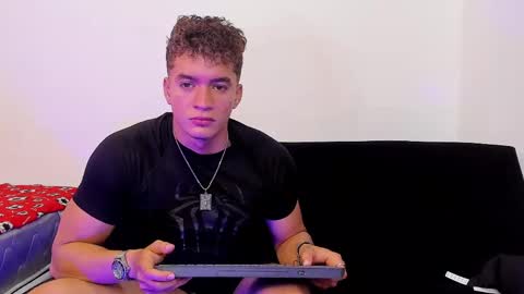 Paull George online show from April 29, 2026, 6:03 pm